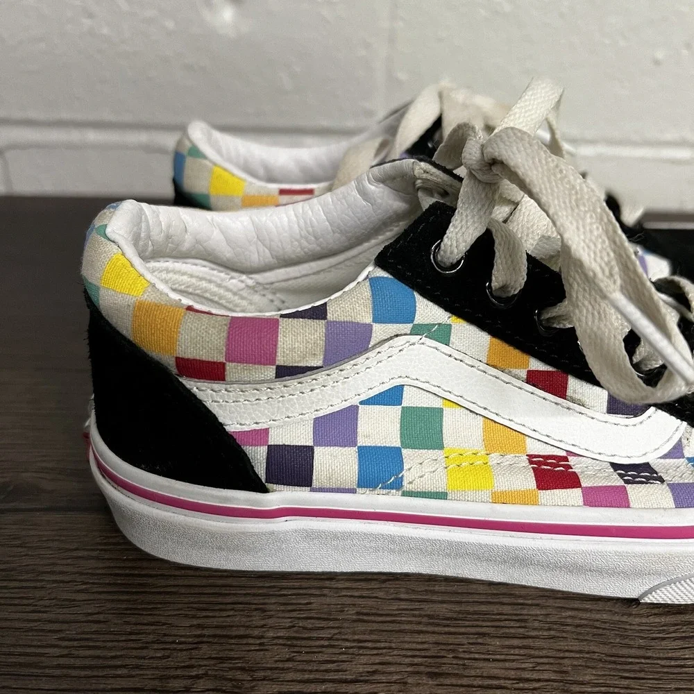 VANS‎ Missy Rainbow Checkerboard Old Skool Lace Up Skate Girls Size 2.5